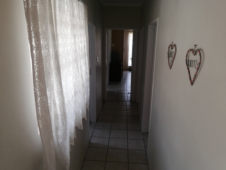 3 Bedroom Property for Sale in Waterval East North West